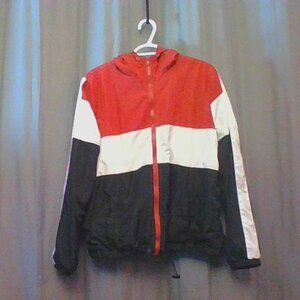 Justify Windbreaker